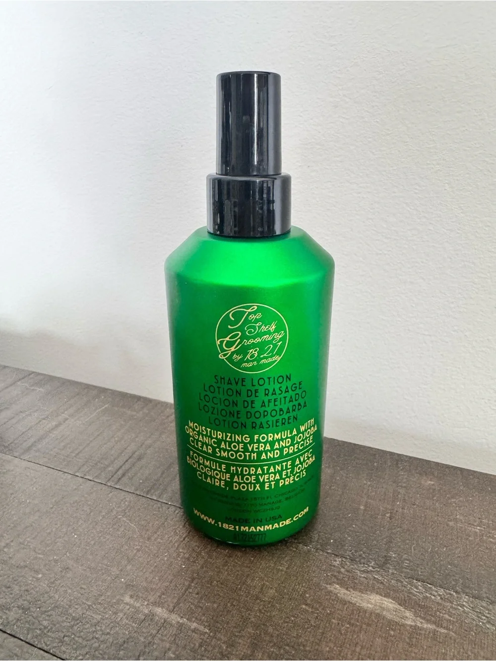 18.21 Man Made Glide Shave Lotion - Spiced Vanilla -6 oz Professional Luxury NEW